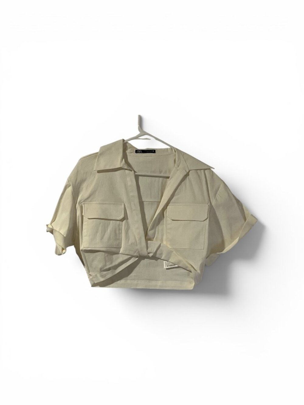 NWOT ZARA cropped double pocket twist front top - Size M